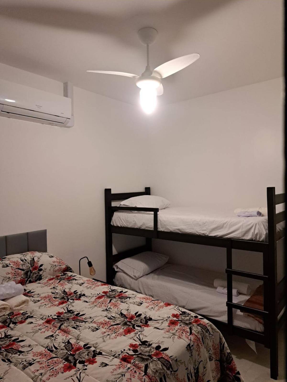 Lev - Inteiro - 2 Quartos - 300 M Da De Copacabana - Posto 4 Apartamento *