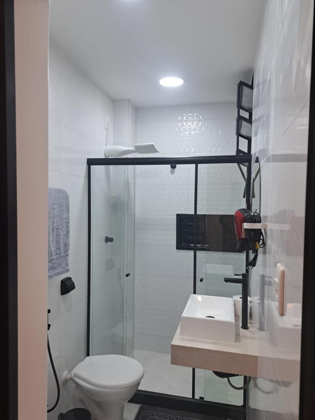 Lev - Inteiro - 2 Quartos - 300 M Da De Copacabana - Posto 4 Apartamento *